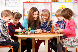 Pourquoi parle-t-on autant de Montessori aujourd’hui ?
